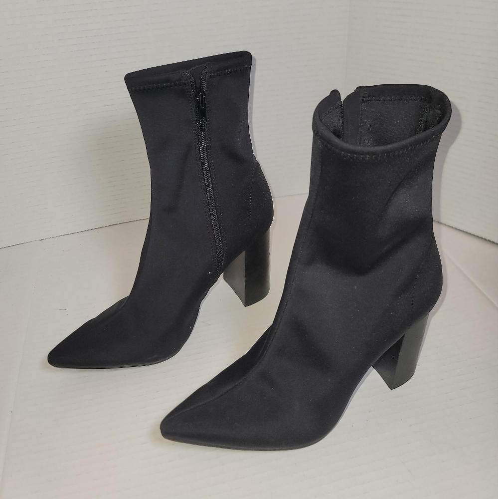 Jeffrey Campbell Siren Boots Womens 7.5 Stacked Heel Pointy Toe Zip Closure